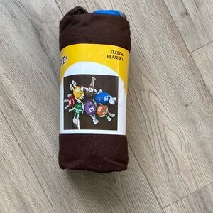 M&M'S Colorful Character Fleece Blanket NEW